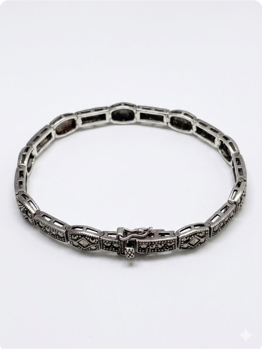 Vintage Sterling Marcasite Art-Deco Link Bracelet in Silver